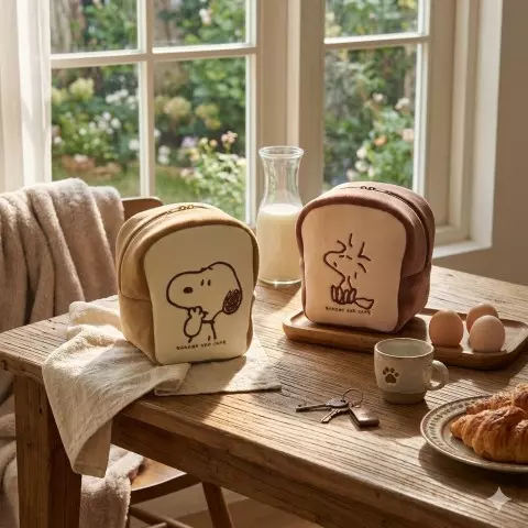 禮贈品074 SNOOPY 史努比-厚片吐司萬用收納袋(17.5x16x11.5cm)(有興趣請來電詢問)